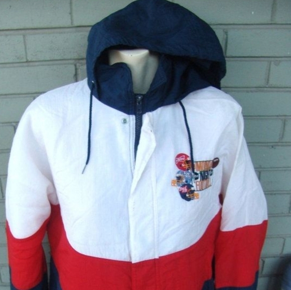 NEW JACKET WITH HOOD SIZE LARGE - Picture 1 of 2